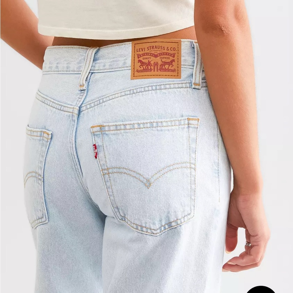 Levi’s 94 Baggy - Light Wash - Picture 3 of 4
